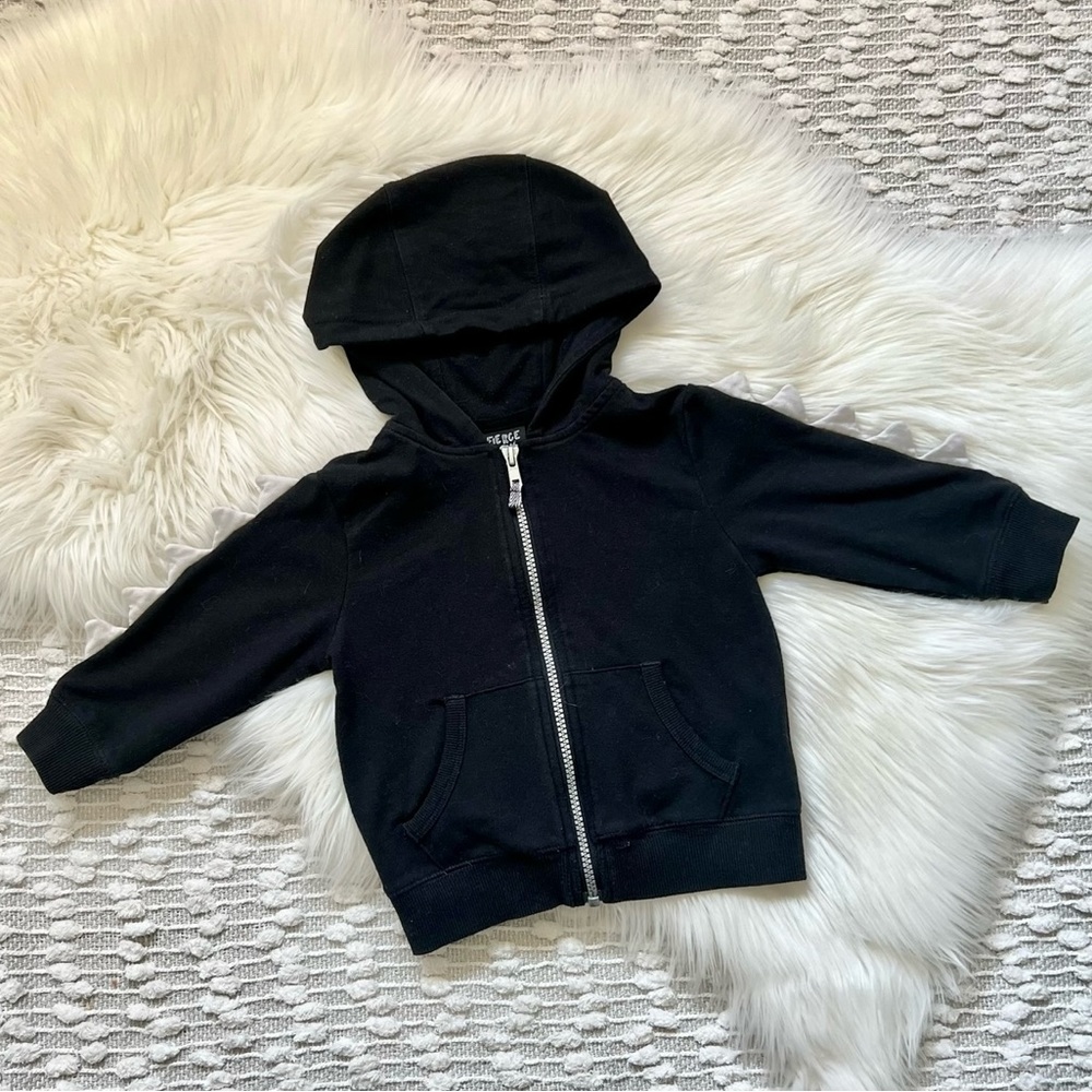 (❤️3/$30) Dino spike black toddler hoodie